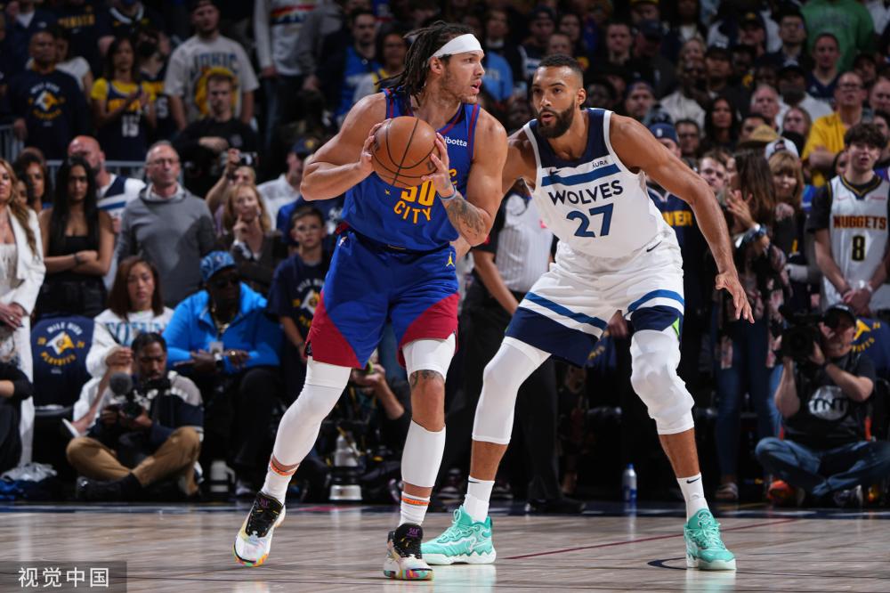 球队崭露头 球队崭露头